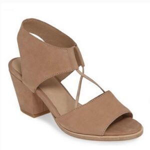 Eileen Fisher Nubuck Doe Suede Heeled Sandal Heels 8 blush tumbled block